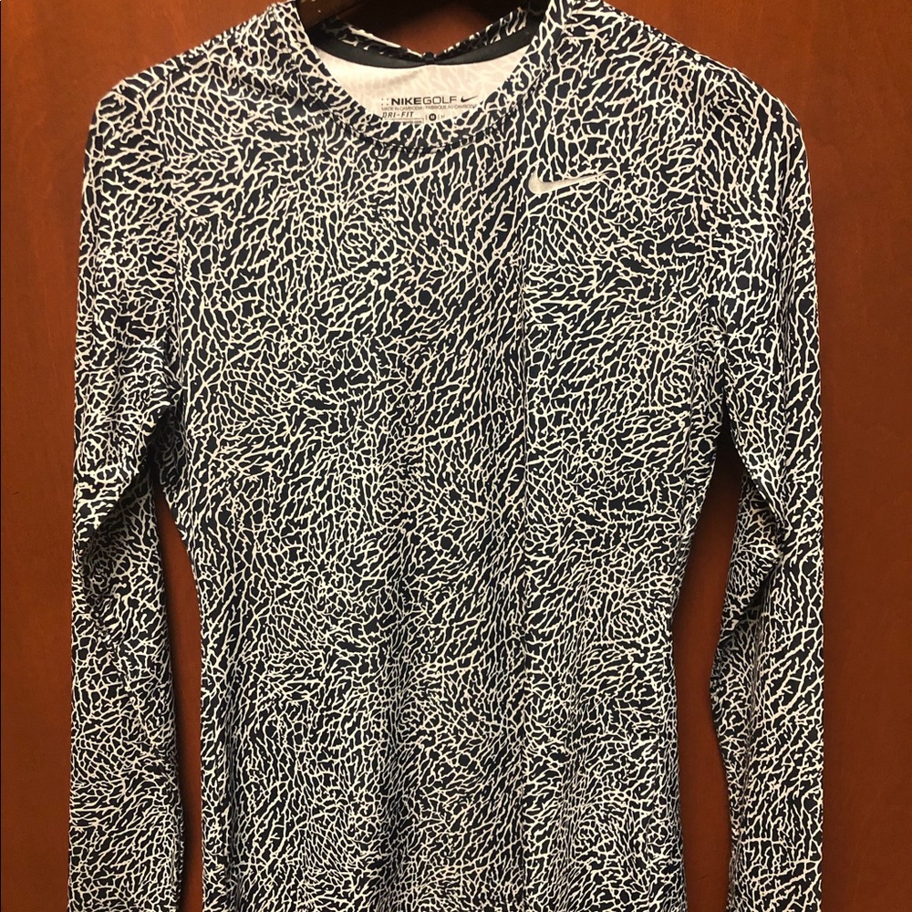 Women’s NIKE DRI-FIT shirt